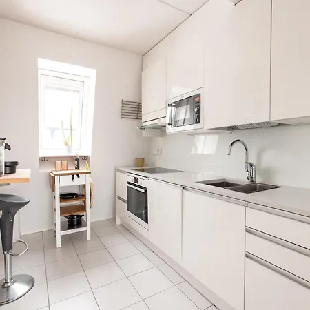Apartman 2ndhomes Gorgeous And Unique Top Floor With Sea Views And Sauna *